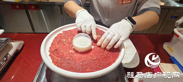  遂平二店巴莊火鍋盛大開業(yè)，秘制菌湯鍋底成生日歡聚新選擇