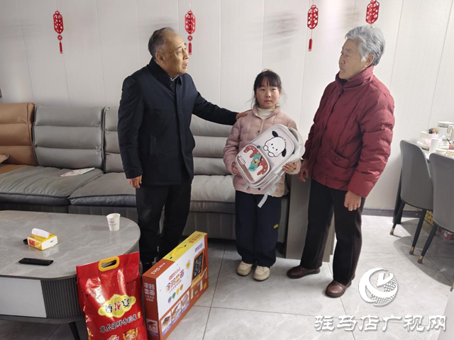 張銀良除夕看望慰問殘疾人、特殊兒童及一線護(hù)工