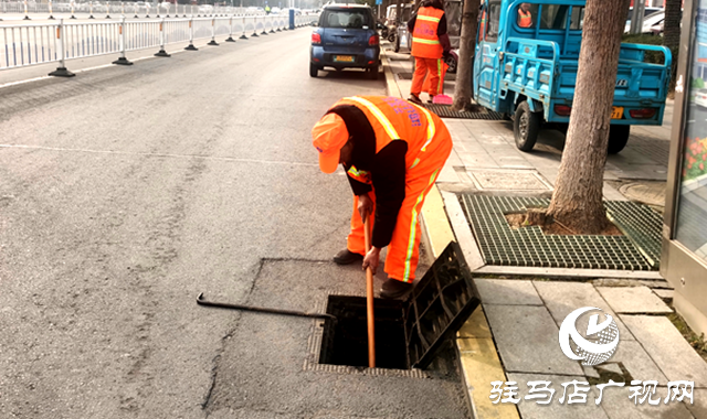 春節(jié)我在崗丨“環(huán)衛(wèi)橙”堅守一線:用潔凈守護萬家團圓