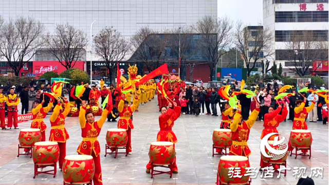 確山：民俗盛宴人氣旺