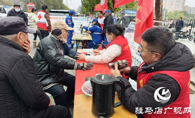 四大便民服務齊上陣 雷鋒精神點亮天中城