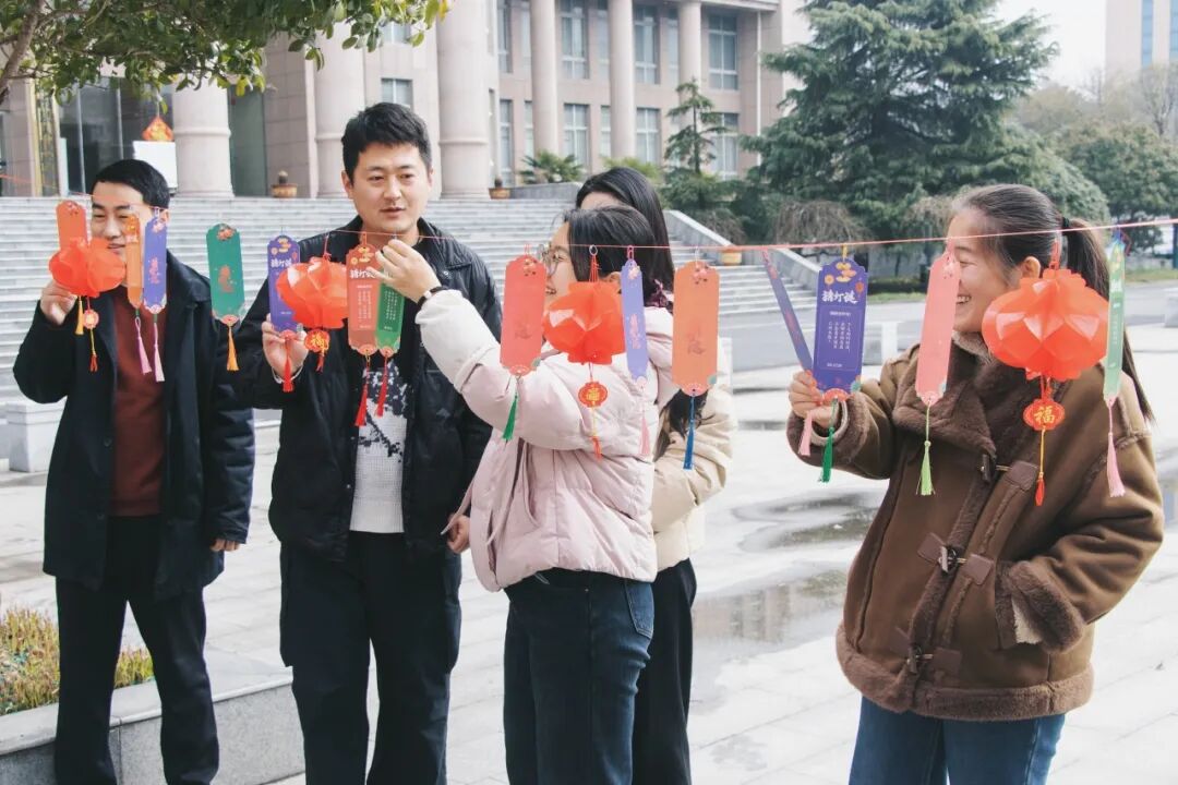 汝南縣人民檢察院：燈謎話廉潔 元宵共安康