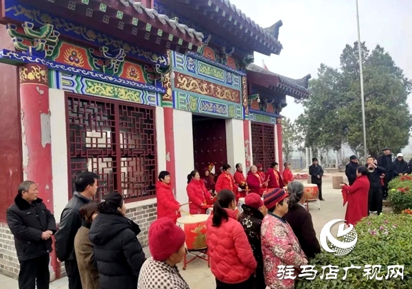 巨型福祿玉葫蘆安奉平輿仙翁廟 旅澳鄉(xiāng)賢襄盛舉鑄就非遺新地標(biāo)
